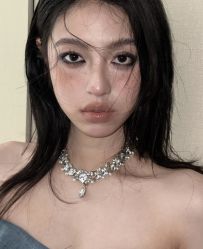 -明天见·化妆造型工作室