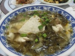 酸菜豆花面-蒋炸酱(内东街店)