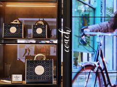 -王府井奥莱临潼小镇(临潼店)