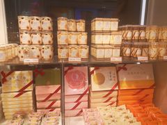 -好利来(高新枫叶广场店)