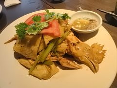 -大头虾越式风味餐厅(光明广场店)