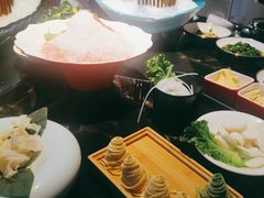 -享月汤皇·海鲜小火锅·聚会(曲江创意谷店)