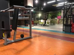 -星动力健身俱乐部(新塘店)