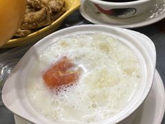 杏汁木瓜雪耳-黄师奶甜品店