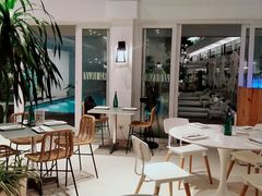 -Cha Cha's Beach Cafe