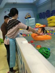 -雏芽婴幼儿游泳·小美医生小儿推拿(西村店)