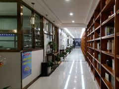 -香山湖渔家大院