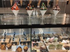 面包甜点陈列柜-麦当劳(龙阳路店)