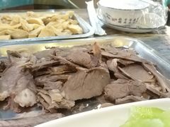 熟牛肉-刘少华贵州小黄牛·鲜牛肉火锅(总店)