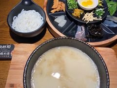 土鸡过桥米线-南桥帮(昆百大·泰业城店)