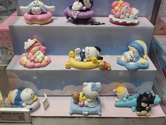 -泡泡玛特POPMART(黄岛新城吾悦店)