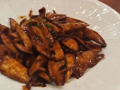-侬佳蒸菜馆(听潮店)