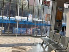 -上海大学附属上海和平眼科医院