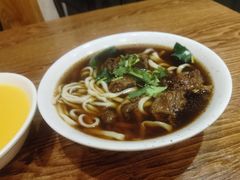 -清真吴记门钉肉饼·喜多利