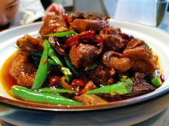 -兔行天下-鸿鹤鲜锅兔(中海国际店)