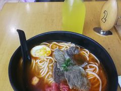 -三千粉牛肉米粉(来客茂店)