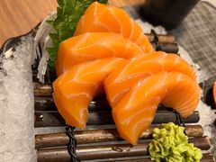三文鱼刺身-满来寿喜烧(金虹桥店)