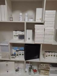 -苗医生专业祛痘祛斑.皮肤管理