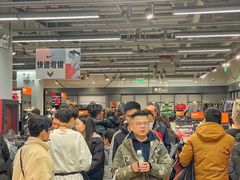 -首创奥特莱斯(西安店)