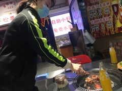 -马路牙子烧烤音乐酒馆(望京店)