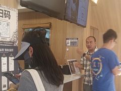 -霸王茶姬(南强街店)