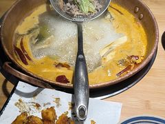 -洱火云南酸菜牛肉火锅(石景山当代商城店)