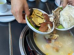 -野菌皇海景野生菌火锅(滨海大道店)