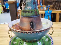 鸳鸯锅-可汗大营·涮火锅烤全羊烧烤家常菜(武汉分店)