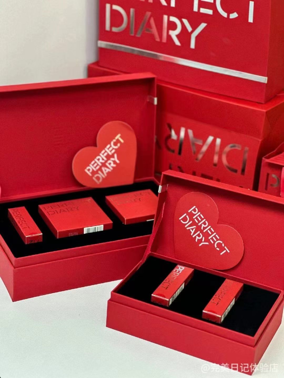 完美日记情人节礼盒测评