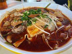 -三顾冒菜·麻辣烫(万达店)