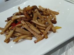 大头菜炒莺哥嘴-味可道美食坊(福基路店)