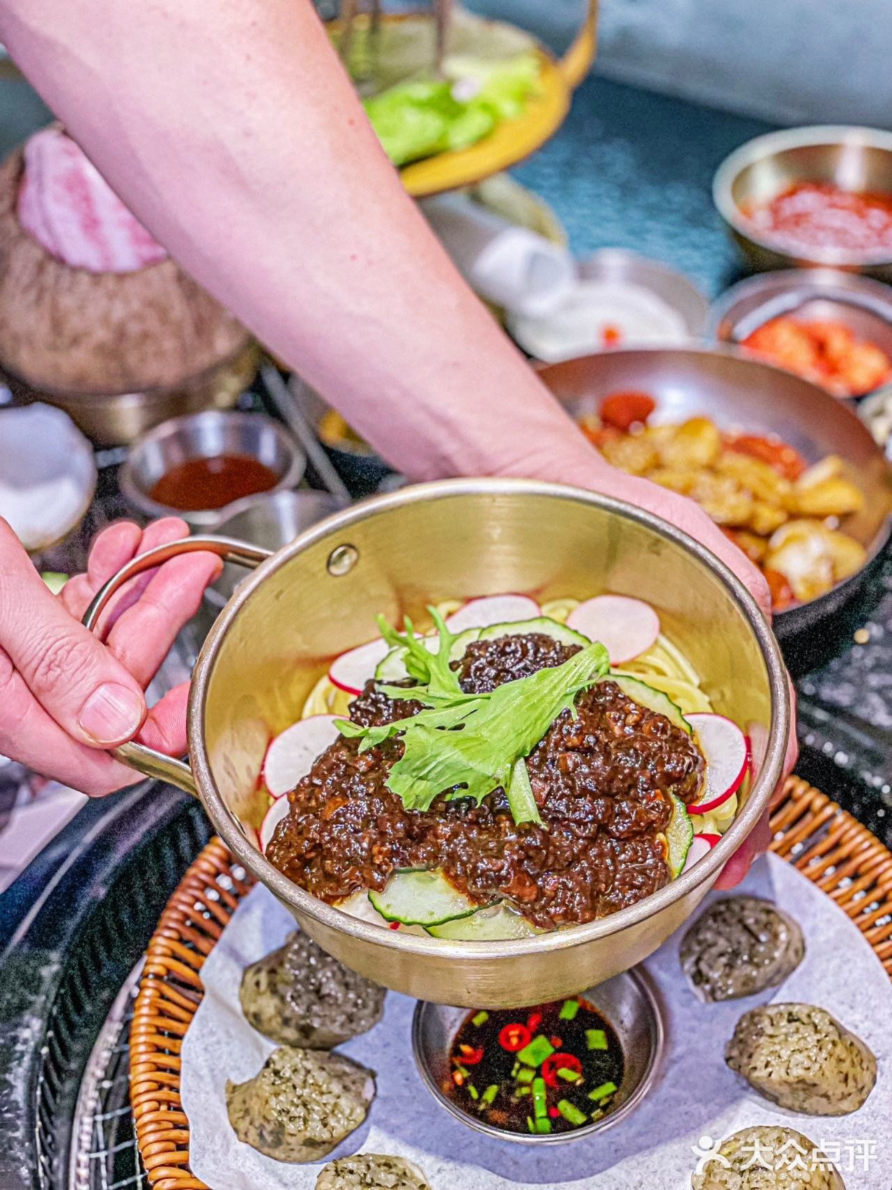 居然是这样吃烤肉‼️我已经迫不及待了！