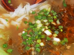 酸酸辣辣粉-三两粉(南油来福士店)