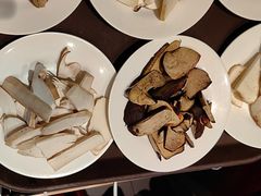 -天宜隆蘑菇宴火锅(石景山旗舰店)
