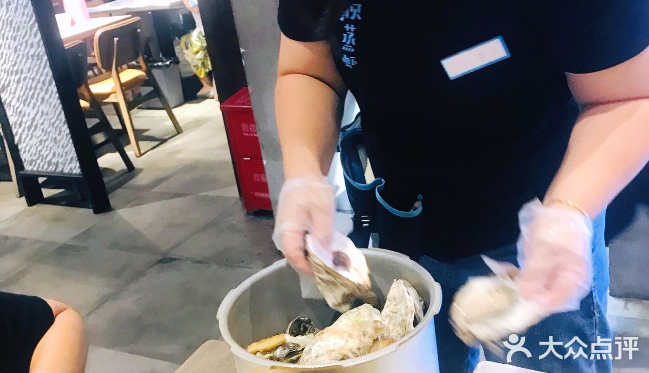 这么出名的靓靓蒸虾 我居然第一次来  太后知后觉了