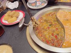 -沸炉重庆老火锅(军事博物馆店)