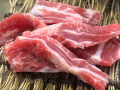 -臻牛烤肉