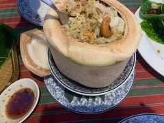 -卷心菜和避孕套餐厅(Pattaya)