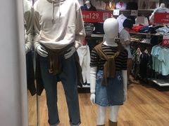 -优衣库(哈尔滨中央大街店)