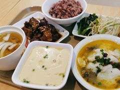 -老乡鸡(上海巴黎春天浦建店)