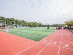 -中加枫华国际学校