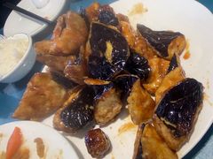 焦糖茄子牛肉粒-桃子餐厅·天津菜(红星路直营店)