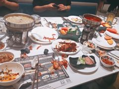 -金马门国际美食百汇(珞喻路店)