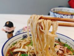 -镇南锅盖面馆(解放路店)