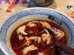 -魔都三兄弟酸辣粉·蘸卤炸串(虹桥万科店)