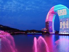 -湖州太湖旅游度假区-月亮广场