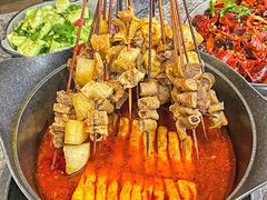 筋锅牛杂-跳舞牛·串烧酒场(麦地店)