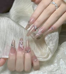 -LILY NAILS美甲美睫