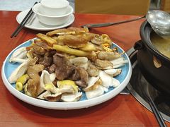 -菌之家·专业纯野生菌火锅·特色炒菌