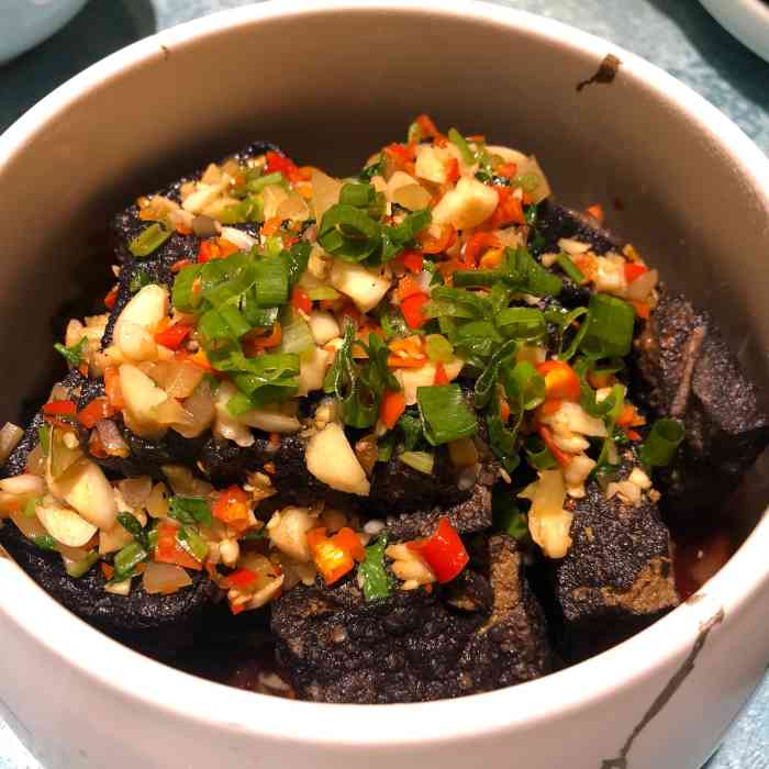 韶山冲湘菜馆(上谷店)-"双色鱼头,臭豆腐,衡山脆笋,山药排骨汤,.